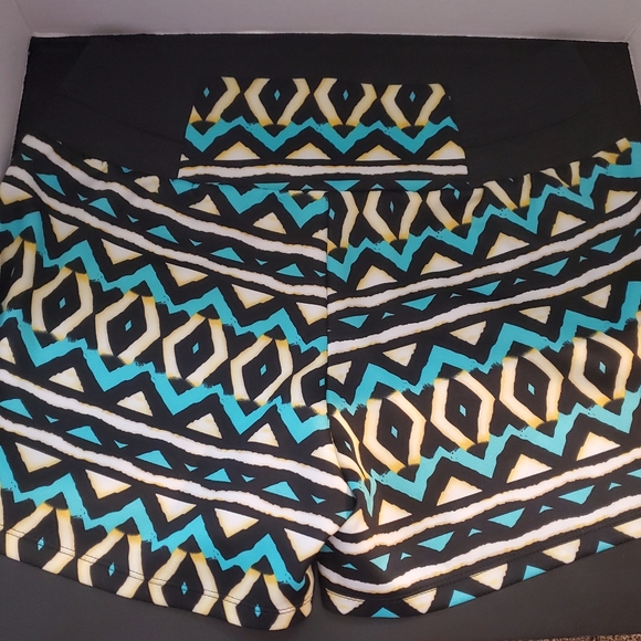 Plus Size Shorts - Picture 3 of 4